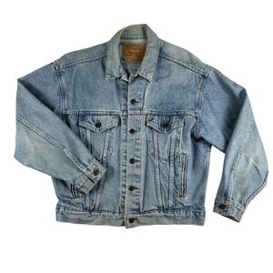 Vintage Levis Jacket Mens Medium Light Wash Denim Trucker 70507-4890 USA 90s